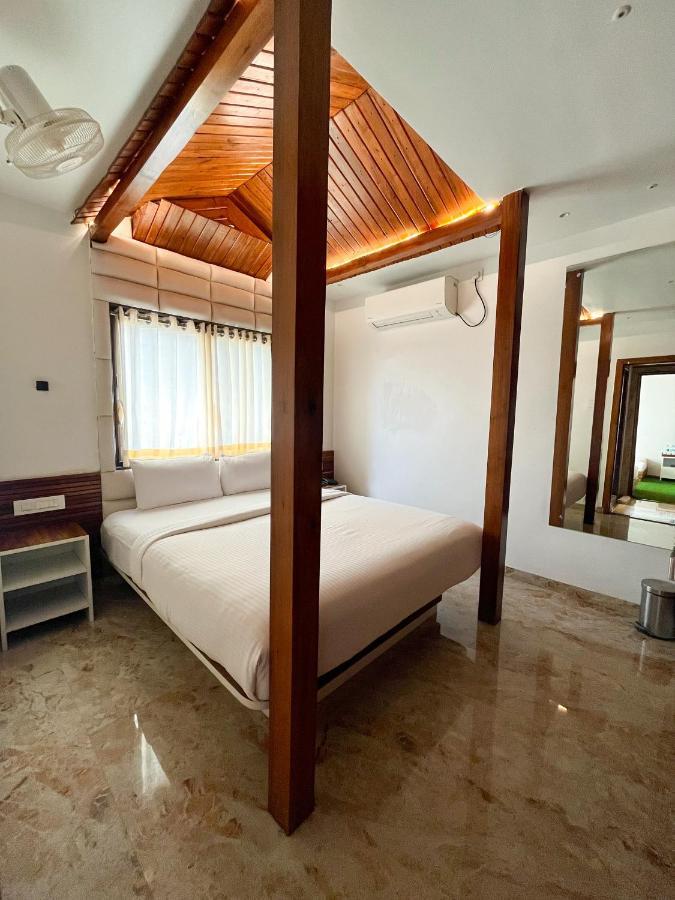 Krishna'S Wood Villas Колхапур Экстерьер фото