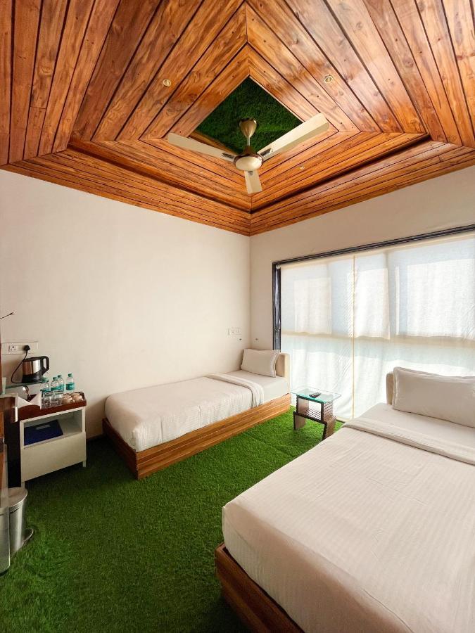 Krishna'S Wood Villas Колхапур Экстерьер фото